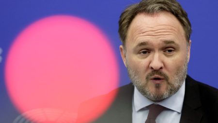 Brussels proposes total ban on Russian natural gas imports